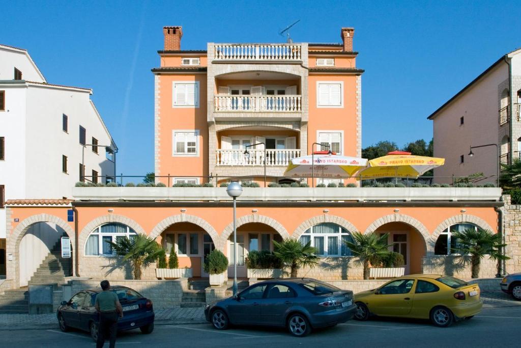 Apartments Valentino فيرسار المظهر الخارجي الصورة